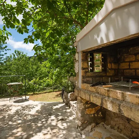 Galini Vines - Authentic Corfu Village Life Wifi Ac Petáleia