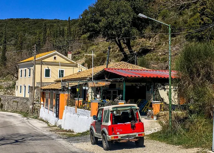 Galini Vines - Authentic Corfu Village Life Wifi Ac Сasa de vacaciones Petáleia