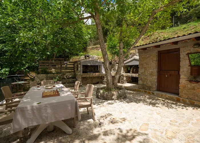 Galini Vines - Authentic Corfu Village Life Wifi Ac Petáleia