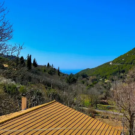 Galini Vines - Authentic Corfu Village Life Wifi Ac Vakantiehuis Petáleia