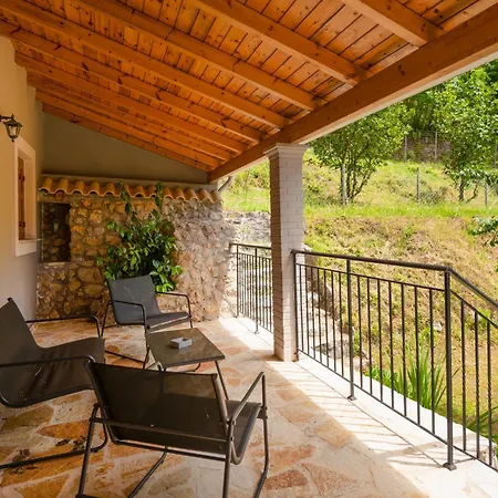 Vakantiehuis Galini Vines - Authentic Corfu Village Life Wifi Ac Petáleia